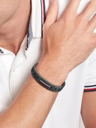 Armband aus Edelstahl mit Flaggenstreifen