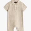 Babys-Polo-Latzhose mit Zopfmuster