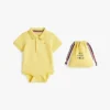 Babys-Polo-Strampler und Geschenktüte Babys-Polo-Strampler und Geschenktüte