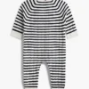 Babys-Strampler aus gestreiftem Zopfstrick