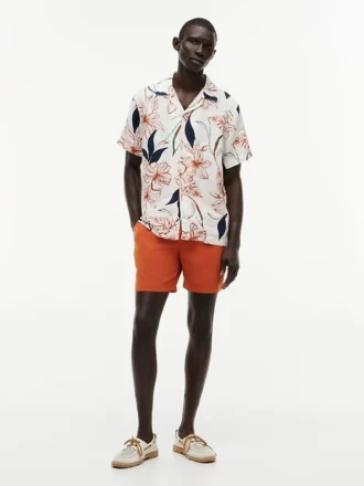 Camp-Hemd aus Leinen mit Blumenmuster in Regular Fit