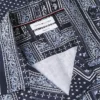 Camp-Hemd mit klassischer Passform und Bandana-Patchwork Camp-Hemd mit klassischer Passform und Bandana-Patchwork