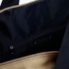 Duffle-Tasche mit Flaggenstreifen-Logo