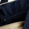 Duffle-Tasche mit Flaggenstreifen-Logo