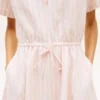 Essential Gestreiftes Kleid aus Leinenmischung Essential Gestreiftes Kleid aus Leinenmischung