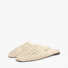 Flache Pantolette mit offenem Gewebe Flache Pantolette mit offenem Gewebe