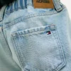 Gerade geschnittene Jeansshorts für Kinder Gerade geschnittene Jeansshorts für Kinder