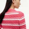 Gestreifter Polo-Pullover mit Zopfmuster Gestreifter Polo-Pullover mit Zopfmuster