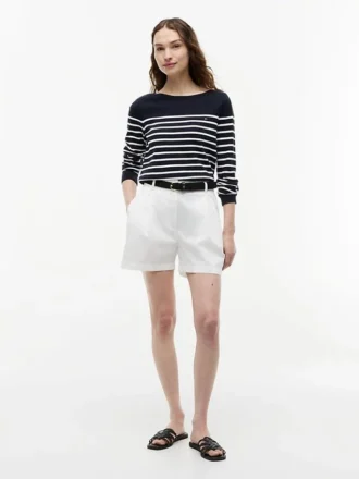 Gestreifter Pullover mit U-Boot-Ausschnitt