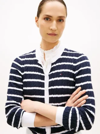 Gestreifter Strickcardigan mit Zopfmuster