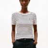 Gestreiftes Favorite T-Shirt mit Rundhalsausschnitt Gestreiftes Favorite T-Shirt mit Rundhalsausschnitt