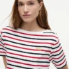 Gestreiftes Interlock-T-Shirt mit goldenen Knöpfen
