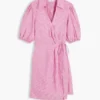 Gestreiftes Leinen-Mini-Wickelkleid