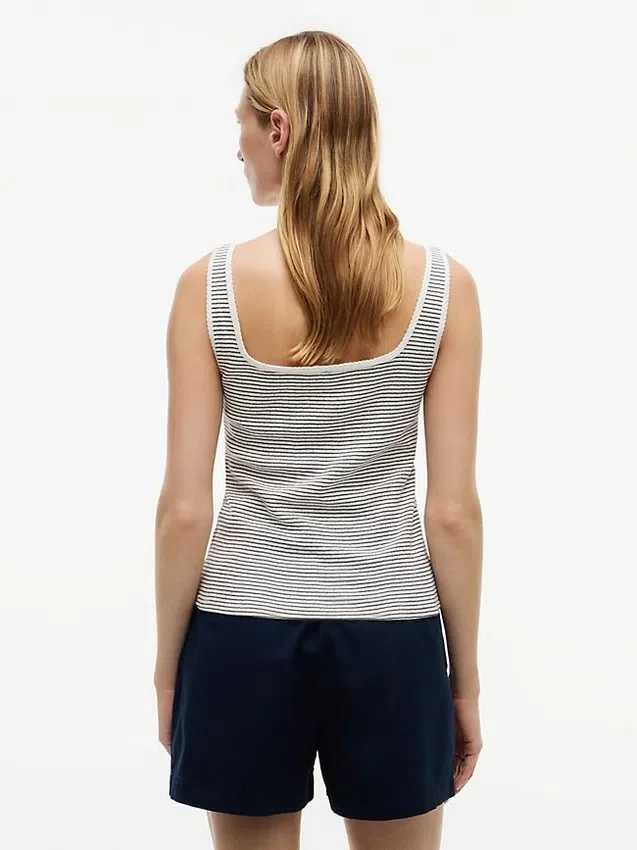 Gestreiftes Pointelle-Tanktop mit quadratischem Ausschnitt Gestreiftes Pointelle-Tanktop mit quadratischem Ausschnitt
