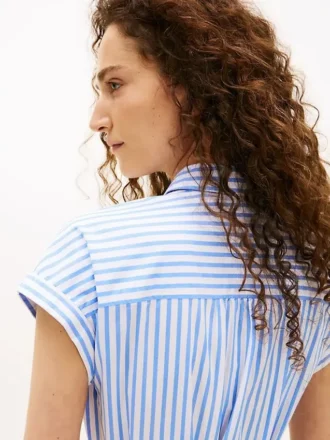 Gestreiftes Popeline-Shirtkleid mit Gürtel