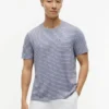 Gestreiftes T-Shirt mit Tasche Gestreiftes T-Shirt mit Tasche