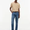 Gestreiftes T-Shirt mit Tasche Gestreiftes T-Shirt mit Tasche