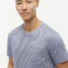 Gestreiftes T-Shirt mit Tasche Gestreiftes T-Shirt mit Tasche