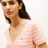 Gestreiftes V-Ausschnitt-T-Shirt „Favorite“ Gestreiftes V-Ausschnitt-T-Shirt „Favorite“