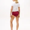 Glatter Microfaser-Slip mit hoher Taille Glatter Microfaser-Slip mit hoher Taille