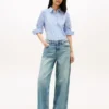 Hoch taillierte Jeans mit weitem Bein Hoch taillierte Jeans mit weitem Bein
