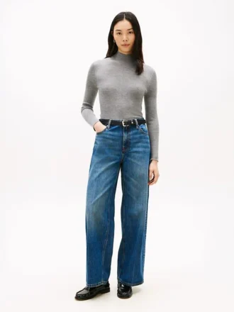 Hoch taillierte Jeans mit weitem Bein