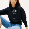 Hoodie mit Wappen-Logo und gebürsteter Innenseite