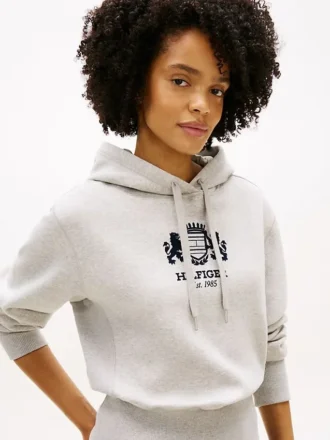 Hoodie mit Wappen-Logo und gebürsteter Innenseite