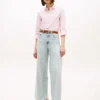 Jeans mit unversäubertem Saum, hoher Taille und weitem Bein Jeans mit unversäubertem Saum, hoher Taille und weitem Bein
