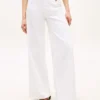 Jeans mit unversäubertem Saum, hoher Taille und weitem Bein