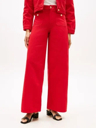 Jeans mit unversäubertem Saum, hoher Taille und weitem Bein