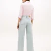 Jeans mit unversäubertem Saum, hoher Taille und weitem Bein Jeans mit unversäubertem Saum, hoher Taille und weitem Bein