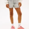 Jeansshorts für Kinder mit unversäubertem Saum Jeansshorts für Kinder mit unversäubertem Saum