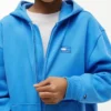 Kinder-Hoodie mit Reißverschluss und tonalen Flaggen Kinder-Hoodie mit Reißverschluss und tonalen Flaggen