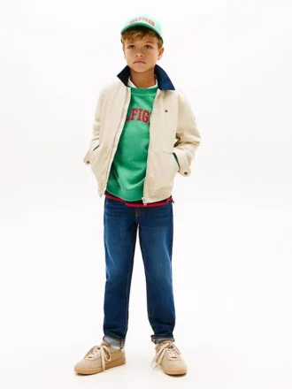 Kinder-Jeans in gerader Passform