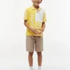 Kinder-Polohemd mit Logo und Farbblock-Design
