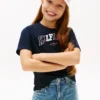 Kinder-T-Shirt mit mehrfarbigem Hilfiger-Logo Kinder-T-Shirt mit mehrfarbigem Hilfiger-Logo