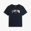 Kinder-T-Shirt mit mehrfarbigem Hilfiger-Logo Kinder-T-Shirt mit mehrfarbigem Hilfiger-Logo
