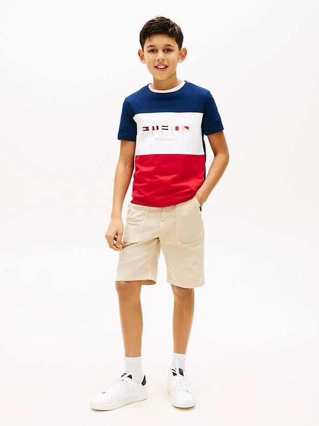 Kinder-T-Shirt mit Multiflag-Logo und Farbblock-Design Kinder-T-Shirt mit Multiflag-Logo und Farbblock-Design