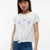 Kinder-T-Shirt mit Muschelmotiv und Bindeband vorne Kinder-T-Shirt mit Muschelmotiv und Bindeband vorne
