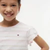 Kinder-T-Shirt mit Streifen und Rüschen an den Ärmeln Kinder-T-Shirt mit Streifen und Rüschen an den Ärmeln