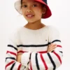 Kinderpullover mit maritimen Streifen