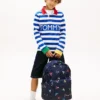 Kinderrucksack mit durchgehendem Segelflaggenmuster Kinderrucksack mit durchgehendem Segelflaggenmuster