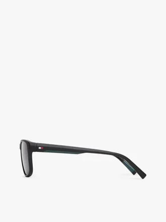 Klassische Sonnenbrille mit rechteckigem Rahmen Klassische Sonnenbrille mit rechteckigem Rahmen
