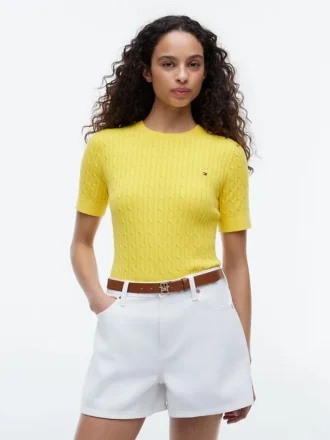 Kurzärmeliger Pullover mit Zopfmuster