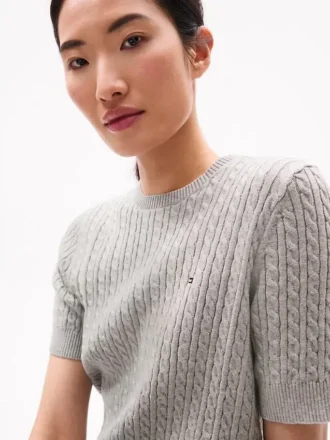 Kurzärmeliger Pullover mit Zopfmuster