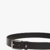 Leder-Gürtel mit Flaggen-Schlaufe Leder-Gürtel mit Flaggen-Schlaufe