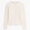 Leichte Strickjacke mit Zopfmuster Leichte Strickjacke mit Zopfmuster