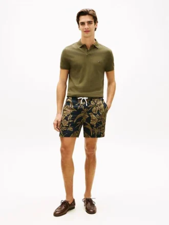 Leinenshorts mit tropischem Print