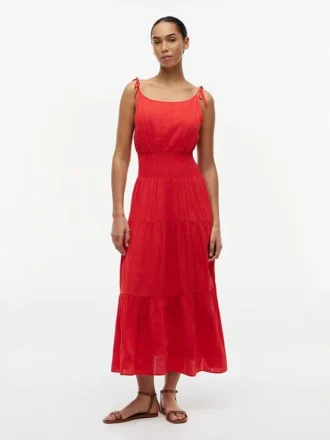 Midi-Kleid aus Seersucker mit Stufen